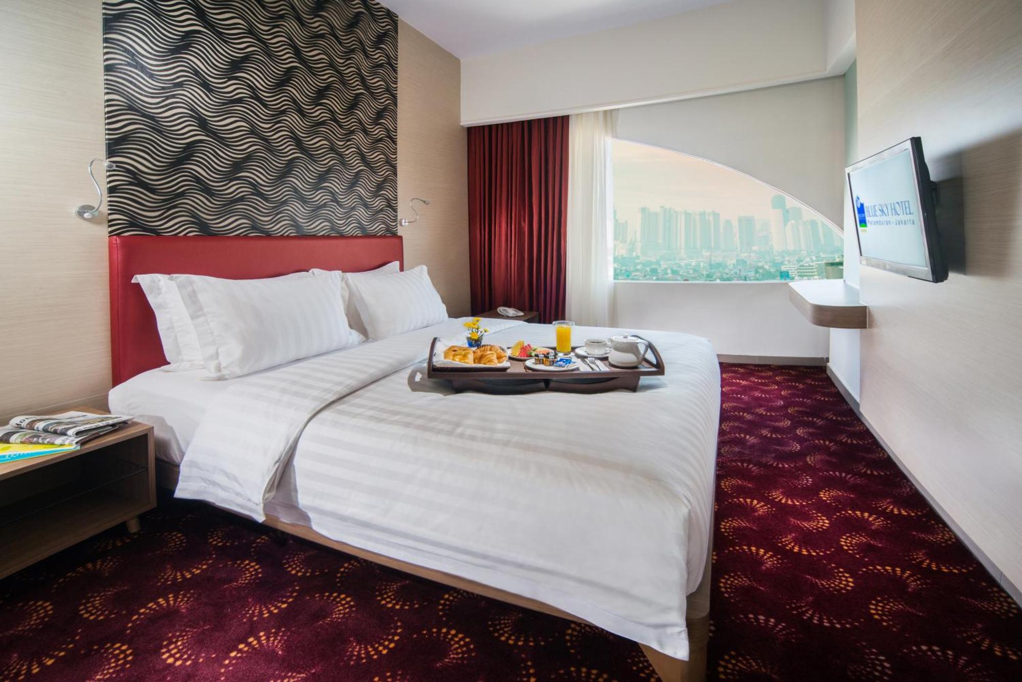 Blue Sky Hotel Petamburan Jakarta Exterior photo
